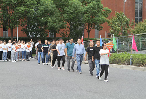 創(chuàng)力集團(tuán)舉行2022年秋季職工運(yùn)動會(圖5) 創(chuàng)力集團(tuán)舉行2022年秋季職工運(yùn)動會(圖5)