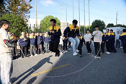 秋韻飛揚(yáng) 活力綻放 | 上海創(chuàng)力集團(tuán)秋季運(yùn)動(dòng)會(huì)取得圓滿成功(圖6)